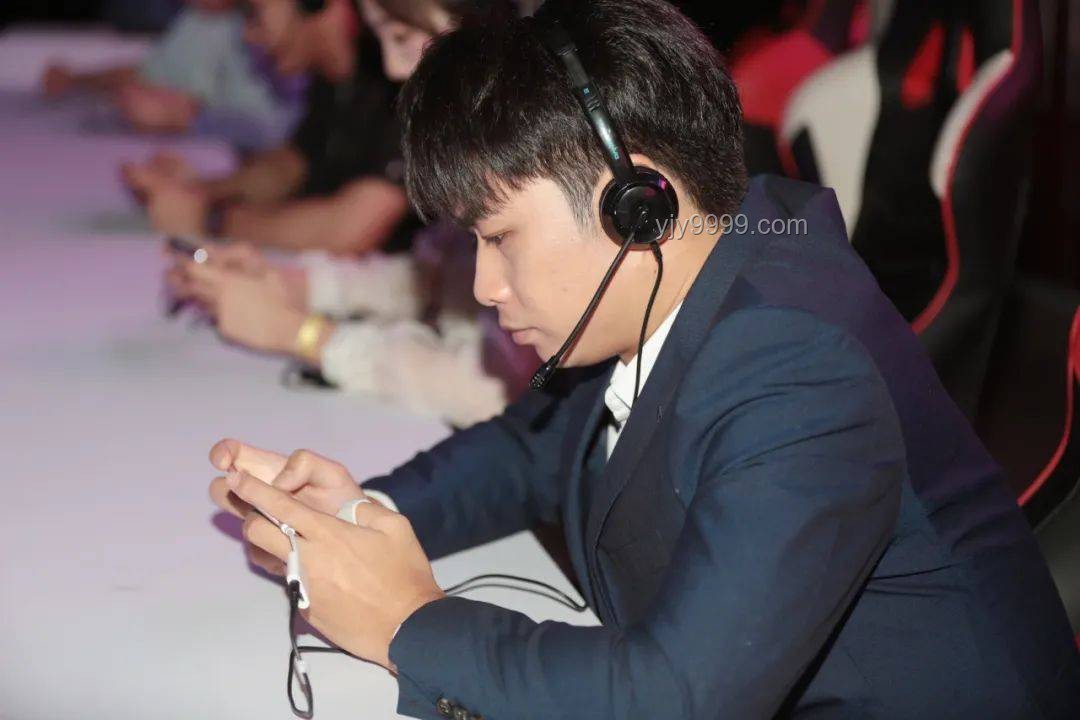 李晨48秒终结张真源：高效竞技策略与技巧指南